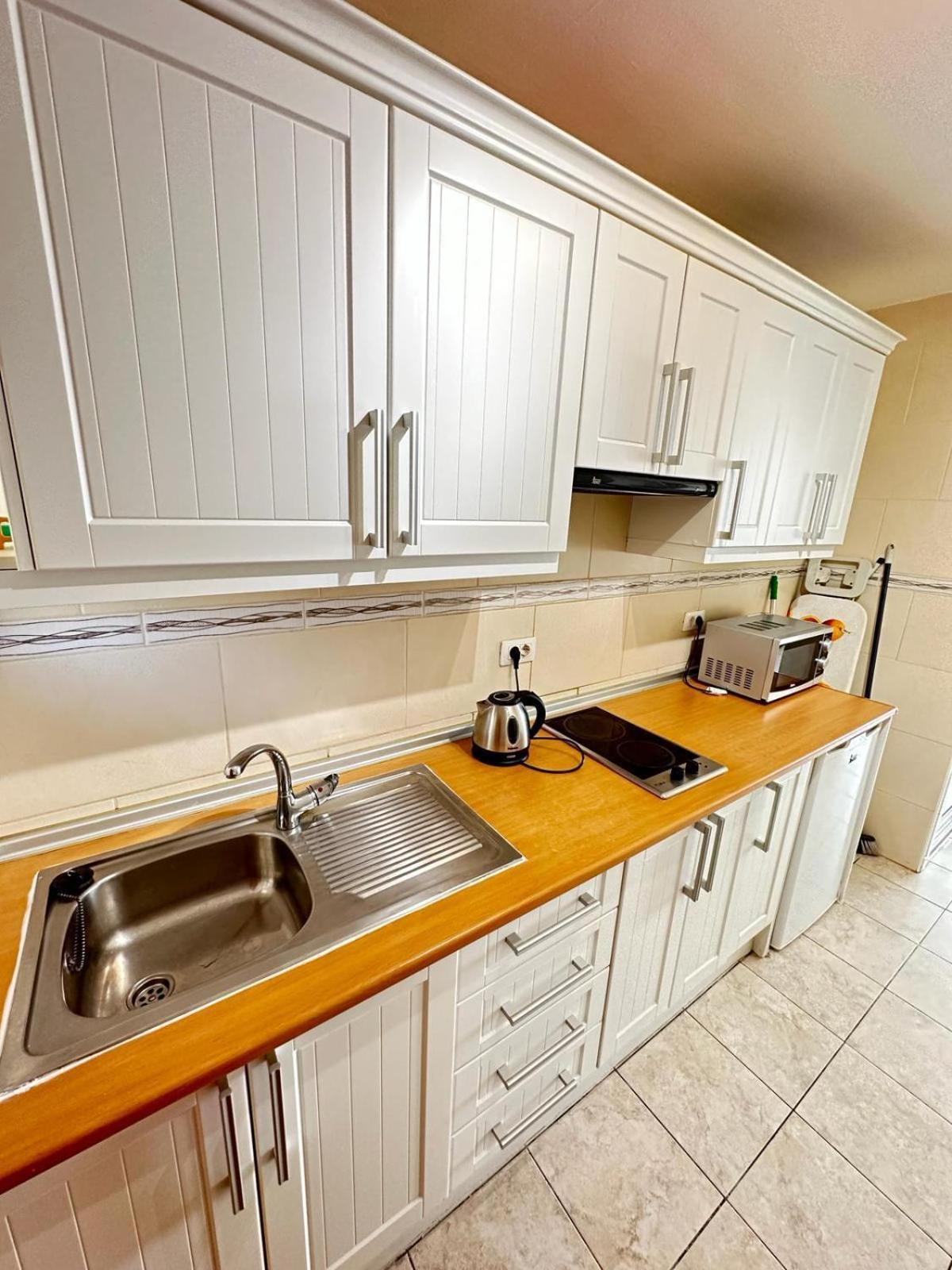 Firstline Apartment Los Cristianos Arona (Tenerife) Exterior foto