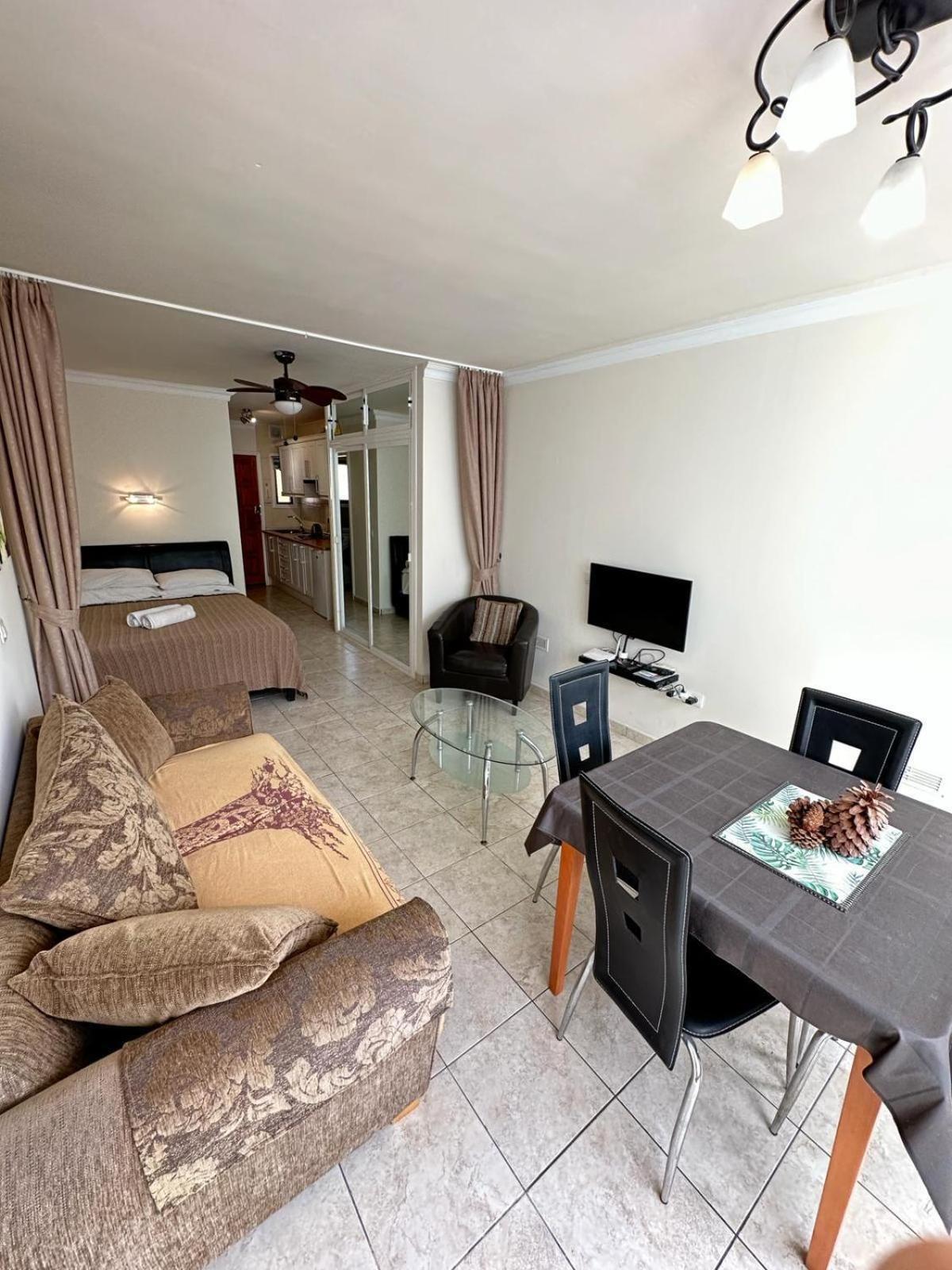 Firstline Apartment Los Cristianos Arona (Tenerife) Exterior foto