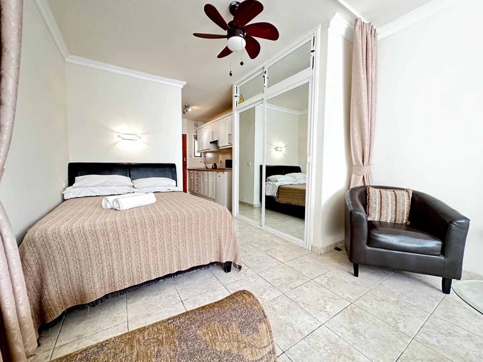 Firstline Apartment Los Cristianos Arona (Tenerife) Exterior foto