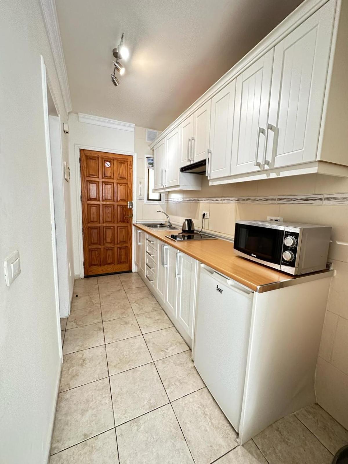 Firstline Apartment Los Cristianos Arona (Tenerife) Exterior foto